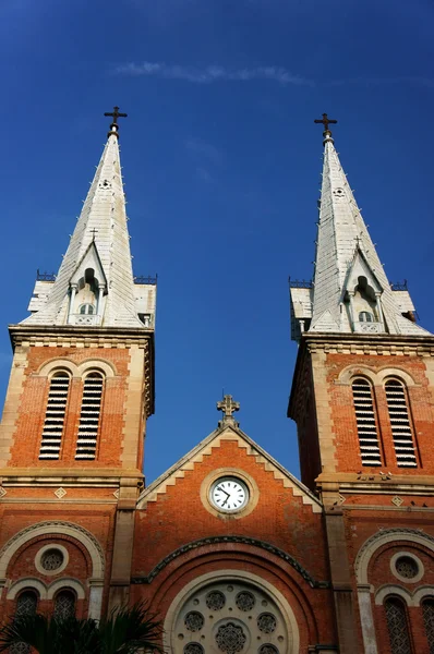 Notre Dame katedralen, ho chi minh-staden, resor — Stockfoto