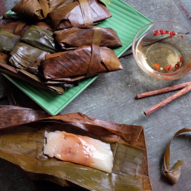 Vietnamese food, banh nam, banh bot loc
