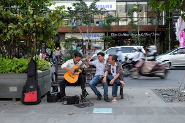 Ho Chi Minh city, Vietnam, gitar, sokak