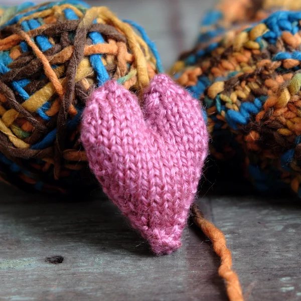 Corazón de San Valentín, solitario, Día de San Valentín, 14 de febrero —  Fotos de Stock