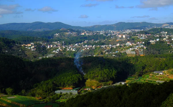 Panorama, campo Dalat, Vietnam, colina, montaña Imagen de archivo