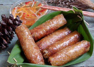 Vietnamca gıda, Bahar rulo, topuz, cha gio