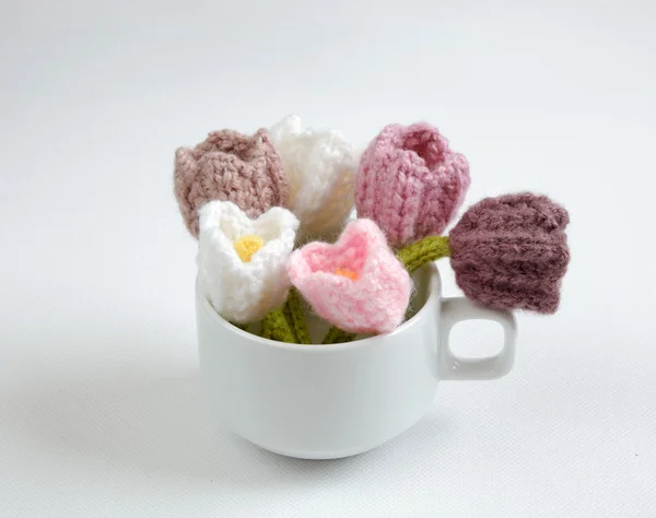 Spring flower, handmade tulip, diy, knit — Stock Photo, Image