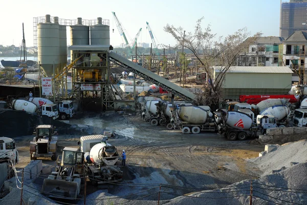 Mixer concrete station, truck, construct, industry — Stock Photo, Image