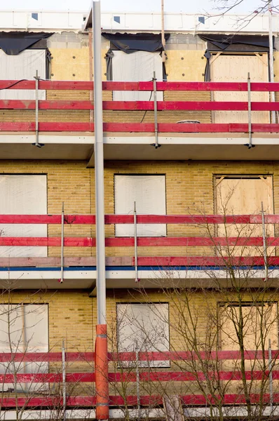 Sluiten Van Steigers Van Een Gebouw Aanbouw — Stockfoto