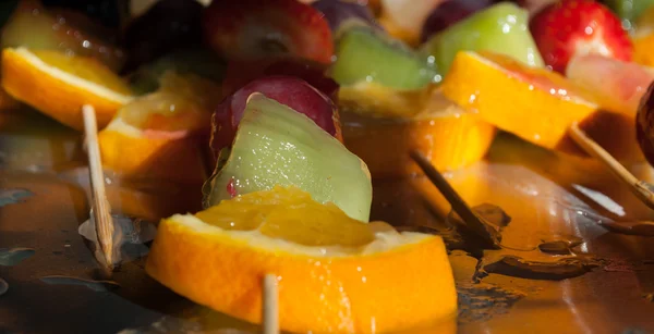 Fruit skewers — Stock Photo, Image