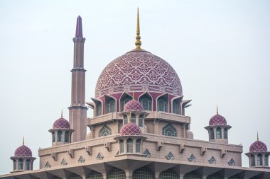 Putrajaya Camii görünümünü kapat