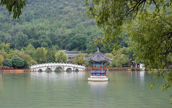 Landschap Van Zwarte Draak Zwembad Park Jiang Stad Yunnan China — Stockfoto