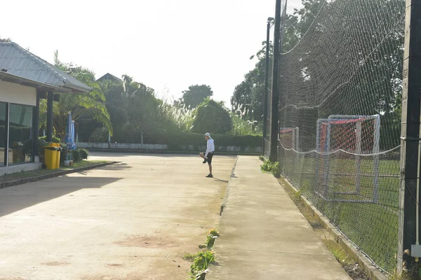 Rayong Thailandia Giugno 2019 Uomo Non Identificato Che Corre Cammina — Foto Stock