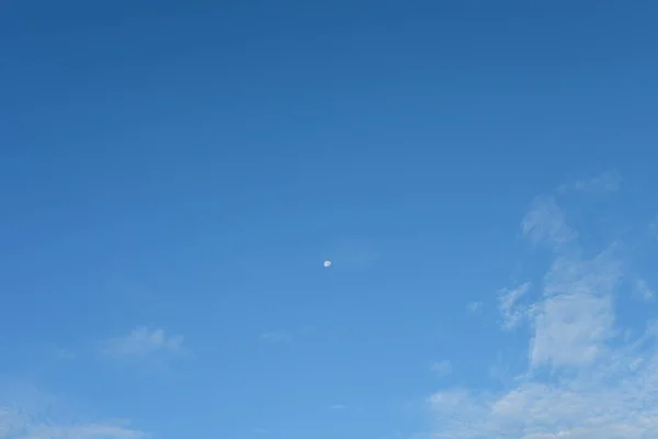 Céu Azul Nuvens Brancas Para Fundo — Fotografia de Stock