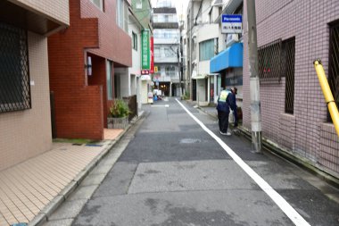 Tokyo, Japonya 21 Kasım 2018 Tokyo 'daki tanımlanamayan Japon binaları ve binaları.