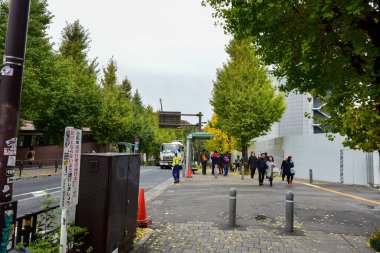 Tokyo, Japonya 21 Kasım 2018 Tokyo 'daki tanımlanamayan Japon binaları ve binaları.