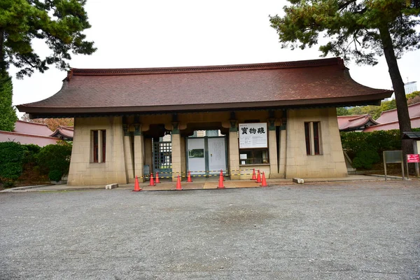 Tokio Japonia Listopad 2019 Niezidentyfikowane Liście Jesieni Ogrodzie Narodowym Yoyogi — Zdjęcie stockowe