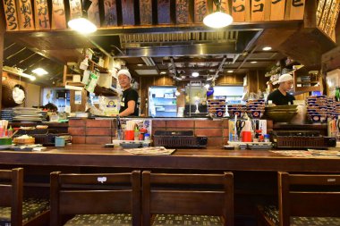 Tokyo, Japonya 21 Kasım 2018 Tokyo 'daki tanımlanamayan Japon binaları ve binaları.