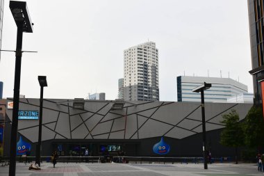 Tokyo, Japonya 21 Kasım 2018 Tokyo 'daki tanımlanamayan Japon binaları ve binaları.