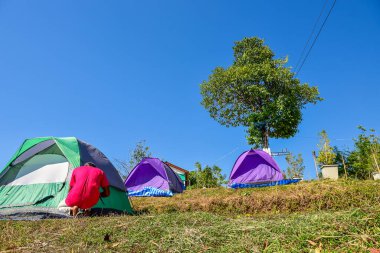 Phitsanulok Tayland 27 Aralık 2018 Ban Rak Thai köyünde kış tatili kampı.