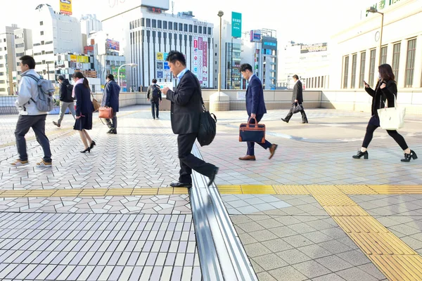 Tokyo Japonya Kasım 2018 Kimliği Belirsiz Insanlar Tokyo Tren Istasyonlarında — Stok fotoğraf