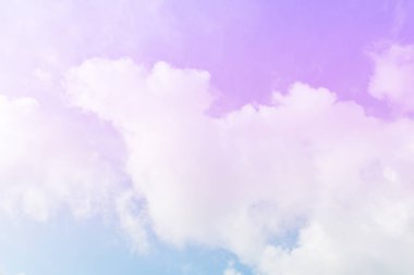 Pastel Renkli gökyüzü ve beyaz bulut