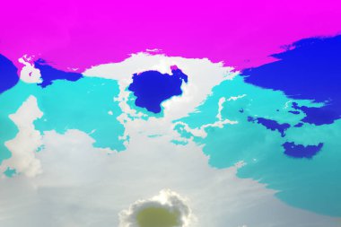 Pastel Renkli gökyüzü ve beyaz bulut