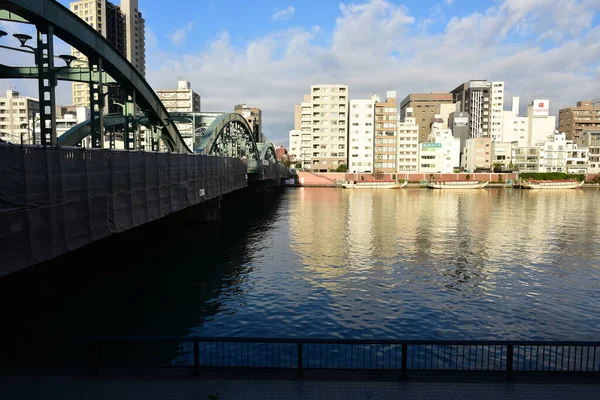 Tokyo Japan November 2018 Sun Shines Bridge Sumida River Tokyo — Stock Photo, Image