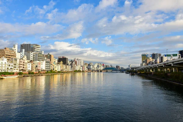 Листопада 2018 Року Сонце Світить Річці Суміда Токіо Сяйва Вулицях — стокове фото