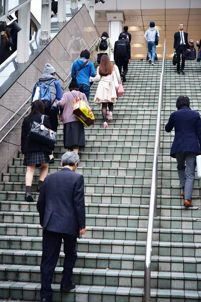 Yamanashi Japon Novembre 2018 Des Personnes Non Identifiées Attendent Gare — Photo