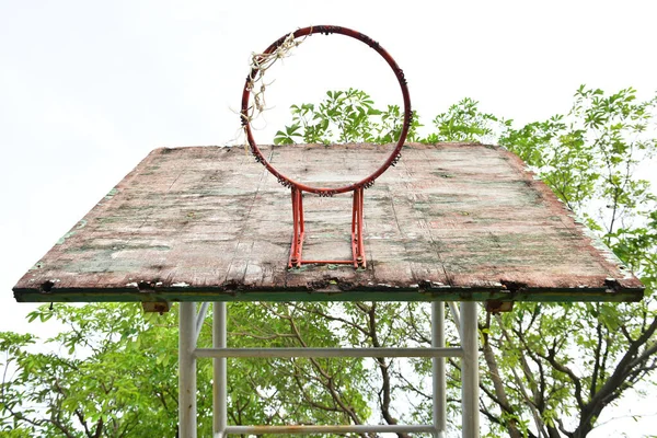 Basketball Court Old Wood Backboard Blue Sky White Clouds Background — Stock Photo, Image