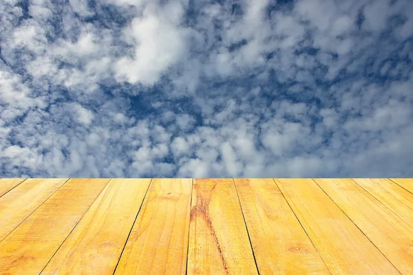 Blue Sky White Clouds Background Wooden Floor Foreground — Stock Photo, Image