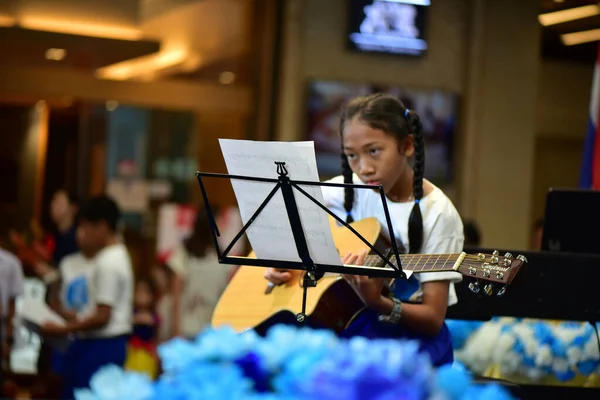 Rayong Tailandia Agosto 2019 Blur Los Estudiantes Tocan Música Día — Foto de Stock