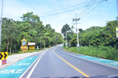 Görüntü Chon Buri Tayland 2 Ağustos 2019 Bulanık Gece Partisi etkinlikten sonra sahilde.