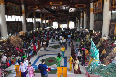 Tapınak, Shwethalyaung yatan Buda bilinmeyen turist ziyaret.