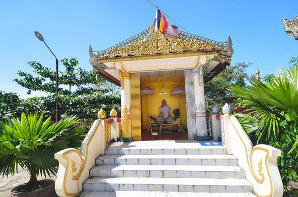 Beau détail du temple de la pagode Kyaik Pun — Photo
