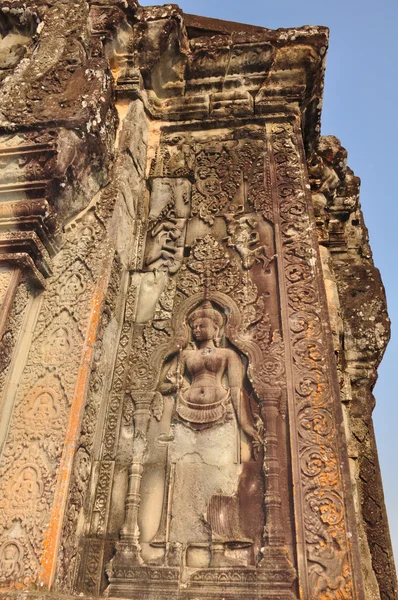 Apsara στον τοίχο του ναού Πνομ Bakheng — Φωτογραφία Αρχείου