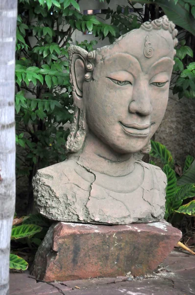 Buddha di pietra per la decorazione del giardino, Thailandia — Foto Stock