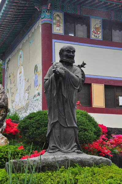 Statue am Wowoojongsa-Tempel, Südkorea — Stockfoto