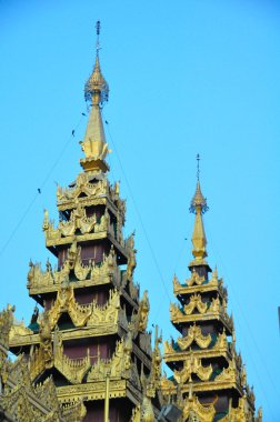 Yangon, Myanmar (Burma) genel doma olduklarını Shwedagon Pagoda
