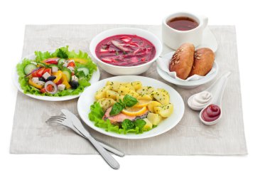 geleneksel yemek yemek 