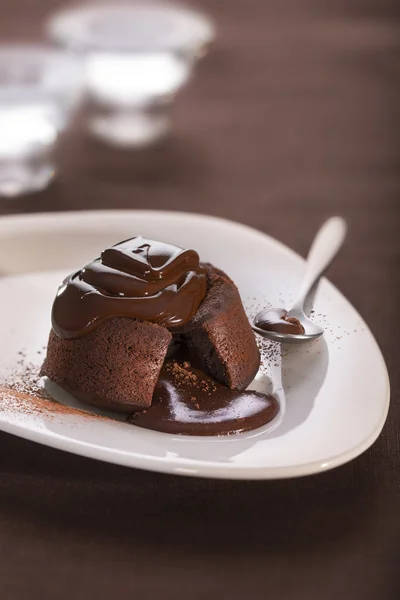 Bolo de lava de chocolate fondant — Fotografia de Stock