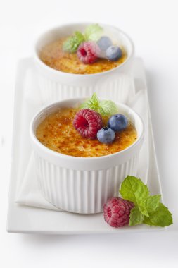 krem brulee.