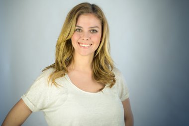 Kadın gurur emin ellerde kalça ile