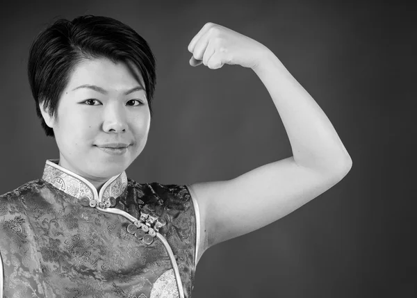 Woman with arm curl — Stock Photo, Image