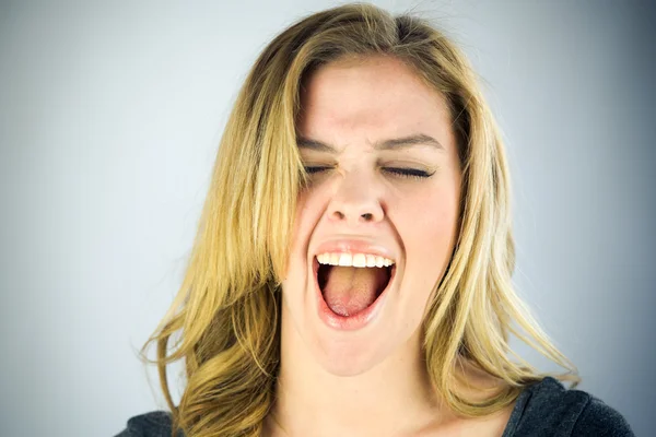 Woman  furious screaming — Stock Photo, Image