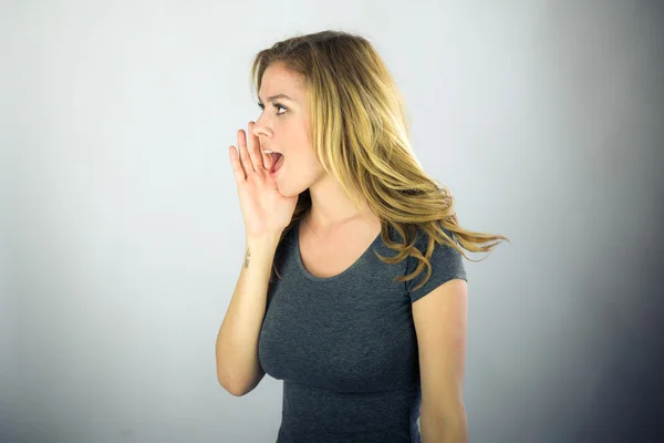 Woman calling and shouting — Stock Photo, Image