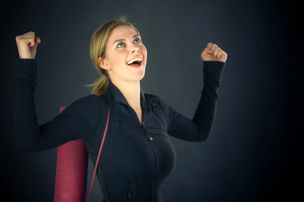 Mujer celebrando el éxito — Foto de Stock