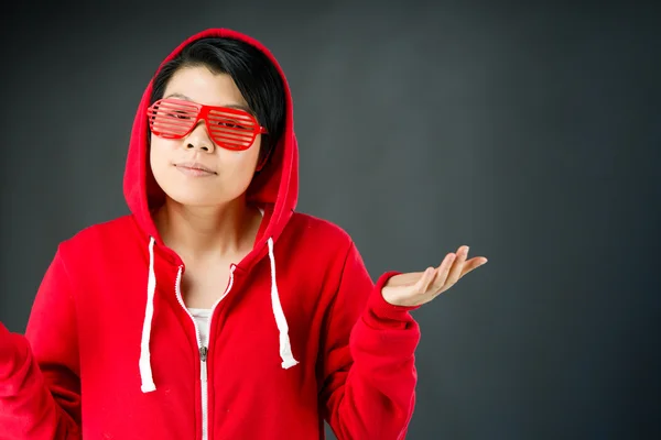 Mujer perpleja y confundida perdida — Foto de Stock