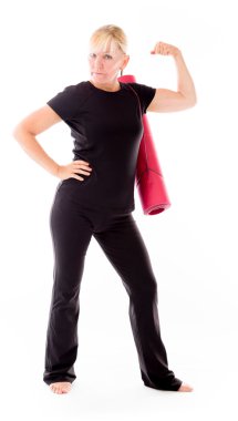 Güçlü model kol curl ile