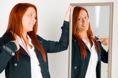 Kendi kendine işaret modeli