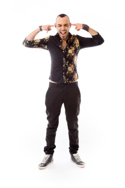 parmak ile kulakları tıkalı modeli