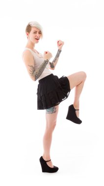 Zafer kendine güvenen bir modeldir