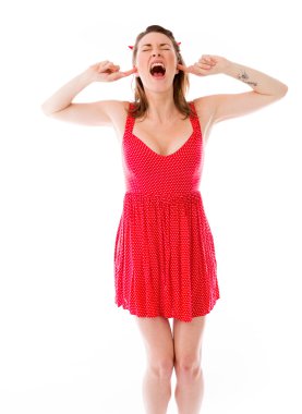 parmak ile kulakları tıkalı modeli